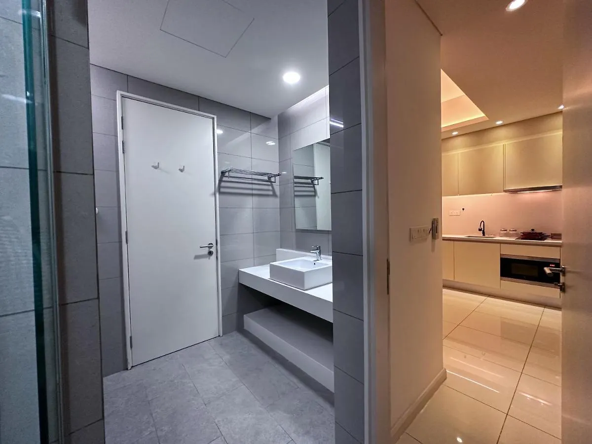 Apartment Tribeca Suites Kl Pavilion @ Bukit Bintang With Sky Infinity Pool Kuala Lumpur