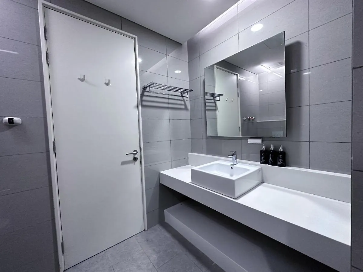 Tribeca Suites Kl Pavilion @ Bukit Bintang With Sky Infinity Pool Kuala Lumpur Apartment